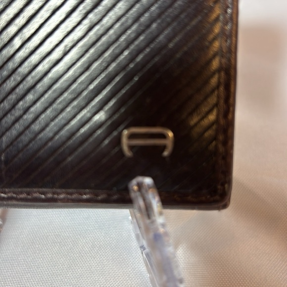 Etienne Aigner Dk Brown Diagonal Leather Pattern Wallet Coin Compartment - Picture 2 of 11
